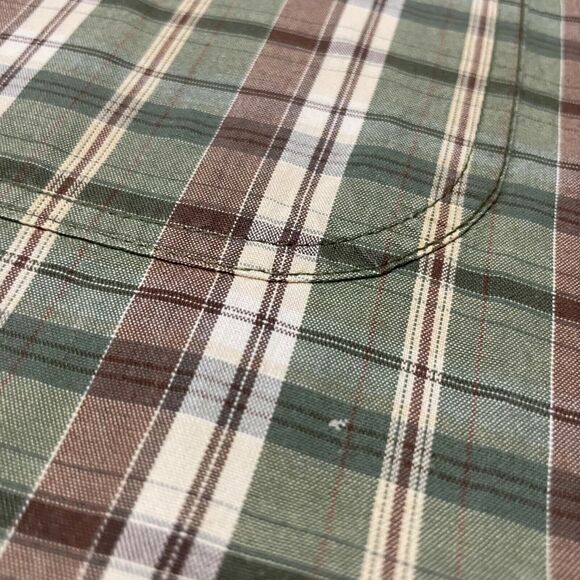 Carhartt Men's Large Green Brown Plaid Short Sleeve Button Down Shirt - GUC - Picture 7 of 10